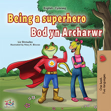 Bilingual-English-Welsh-childrens-book-Being-a-superhero-cover