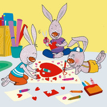 English-Macedonian-Bilingual-I-Love-My-Mom-kids-book-Shelley-Admont-KidKiddos-page5
